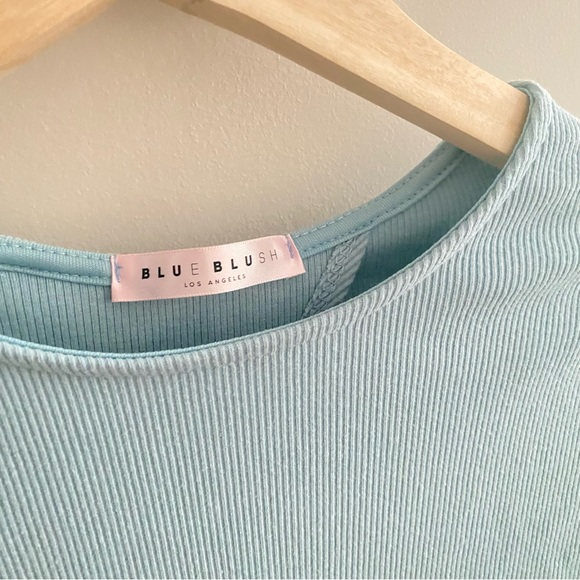 Blue Blush Light Blue Open Back Crop Top - Picture 3 of 5